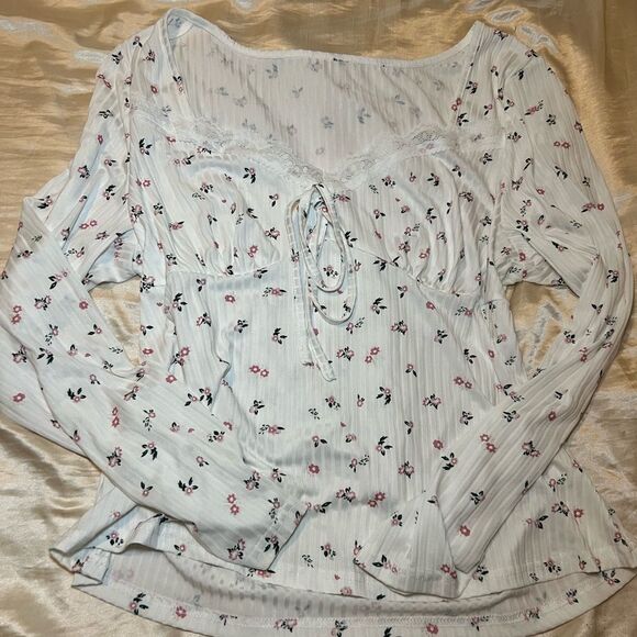 Floral Long Sleeve Blouse - Picture 1 of 3